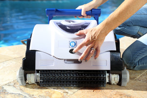 Hayward SharkVac W3RC9740CUB / W3RC9742CUBY Robotic Pool Cleaner for I - installed or in use