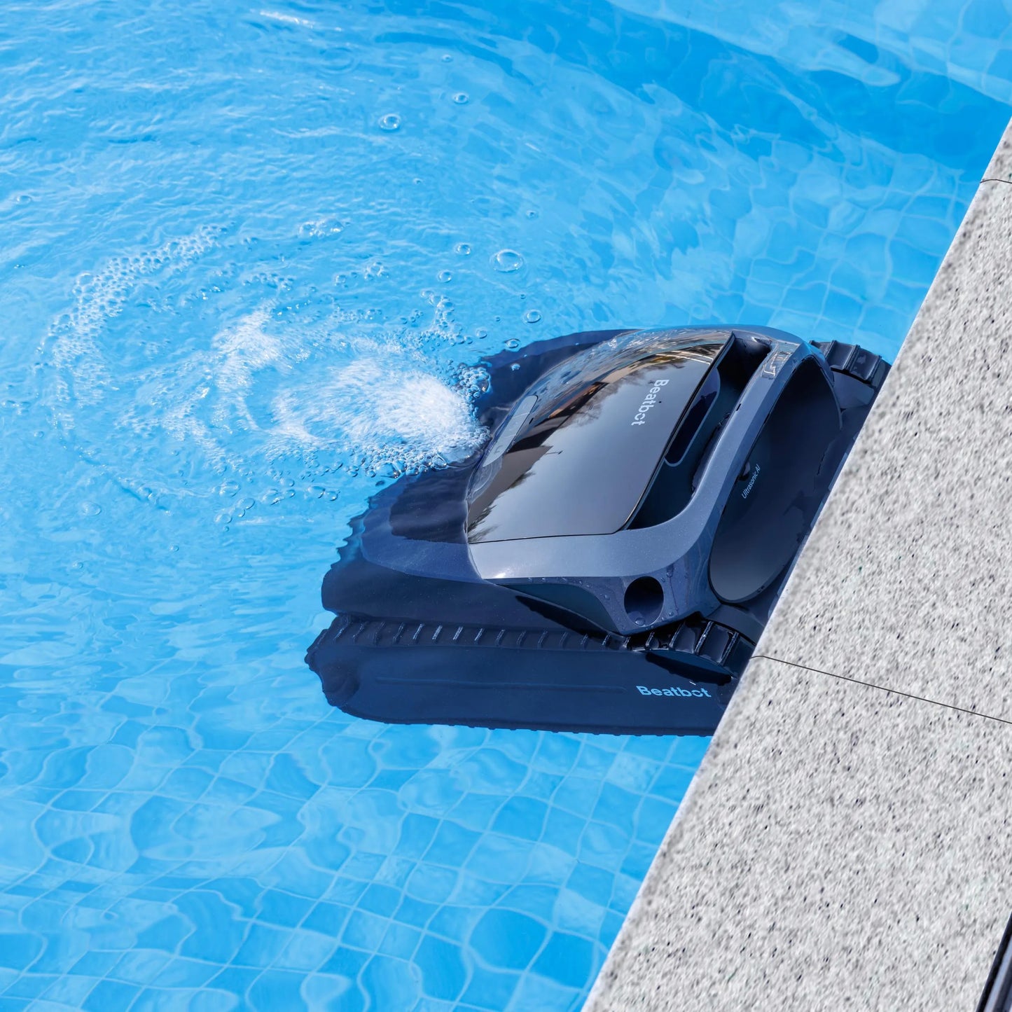BeatBot AquaSense 2 Robotic Pool Cleaner — mounting/connection detail