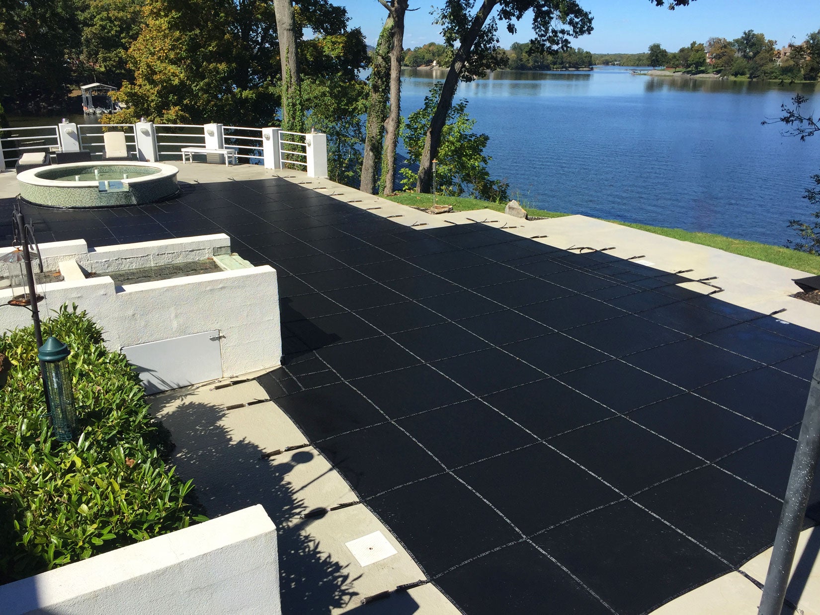 Loop-Loc Super Dense Mesh Safety Cover — detail view