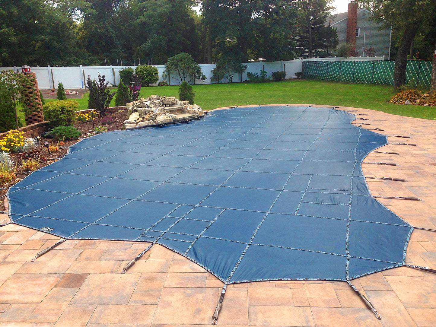 Loop-Loc Super Dense Mesh Safety Cover — alternate view