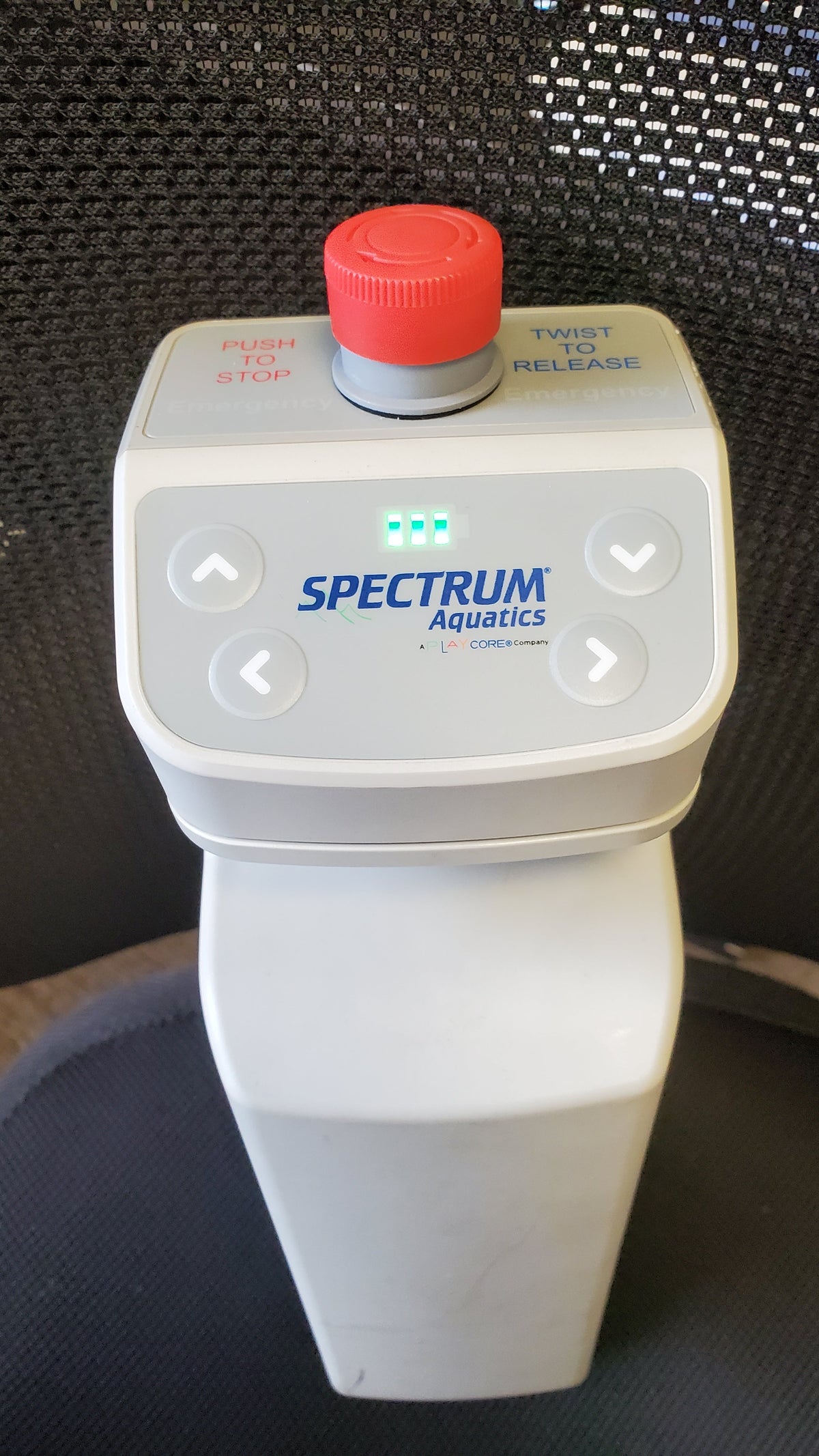 Spectrum Aquatics Motion Trek control box 173415 — control box on lift