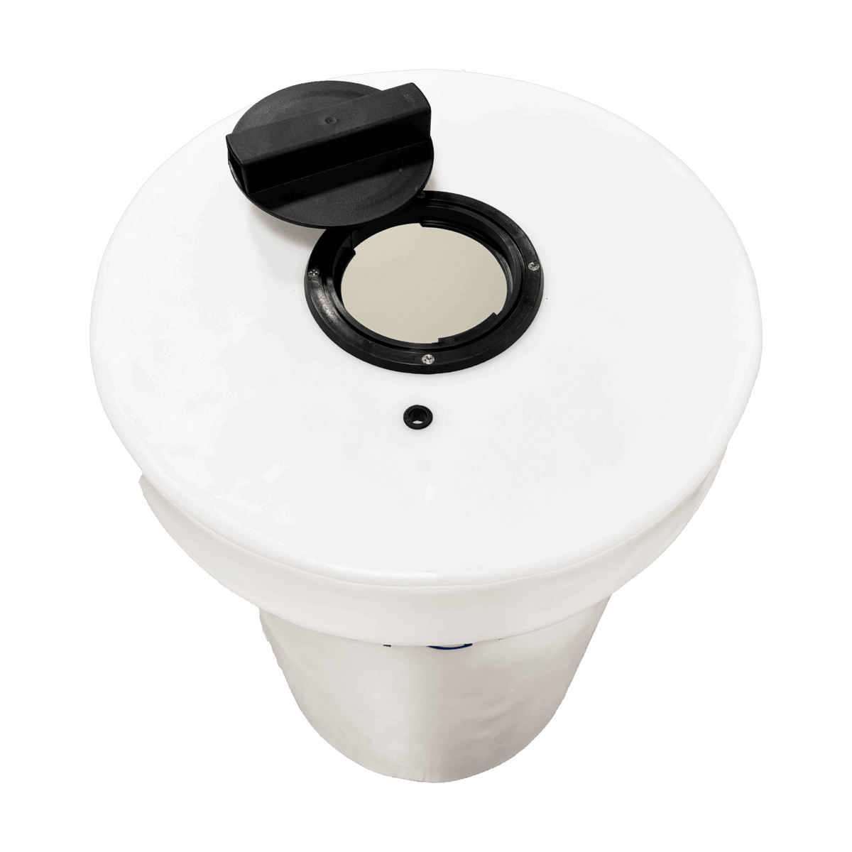 Chemical Tank with Manway Access and Containment Cover — the 15 Gallon option, detail view