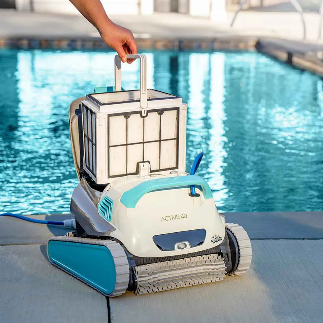 Dolphin Active 40 Automatic Pool Cleaner — detail view