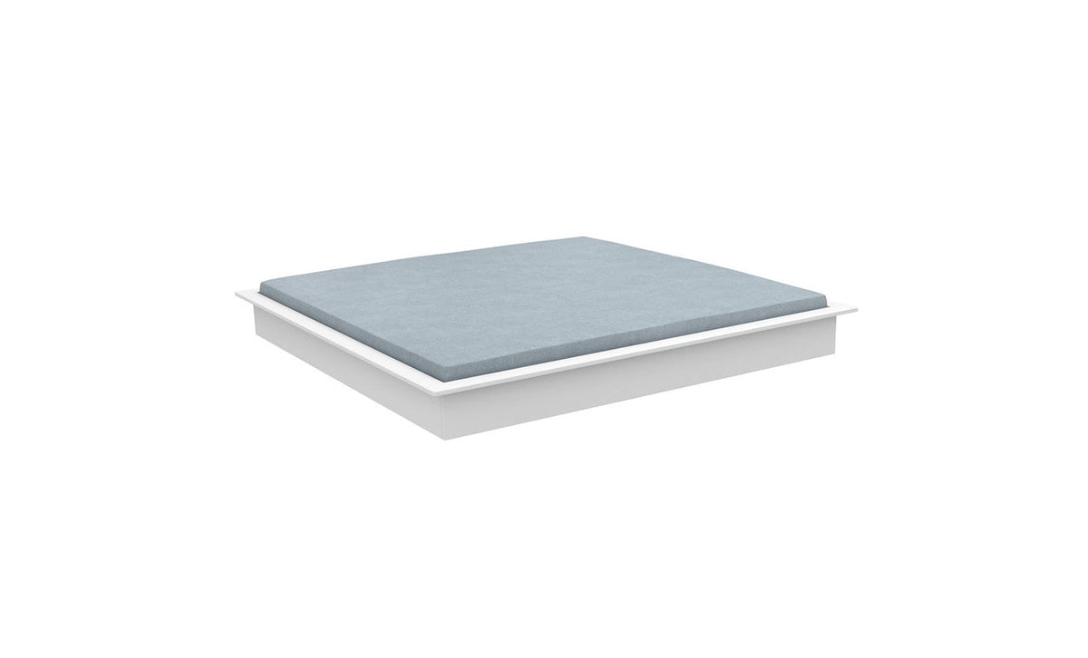 Ledge Lounger Echo Sunbed in-pool daybed with flat cushion, front three-quarter view