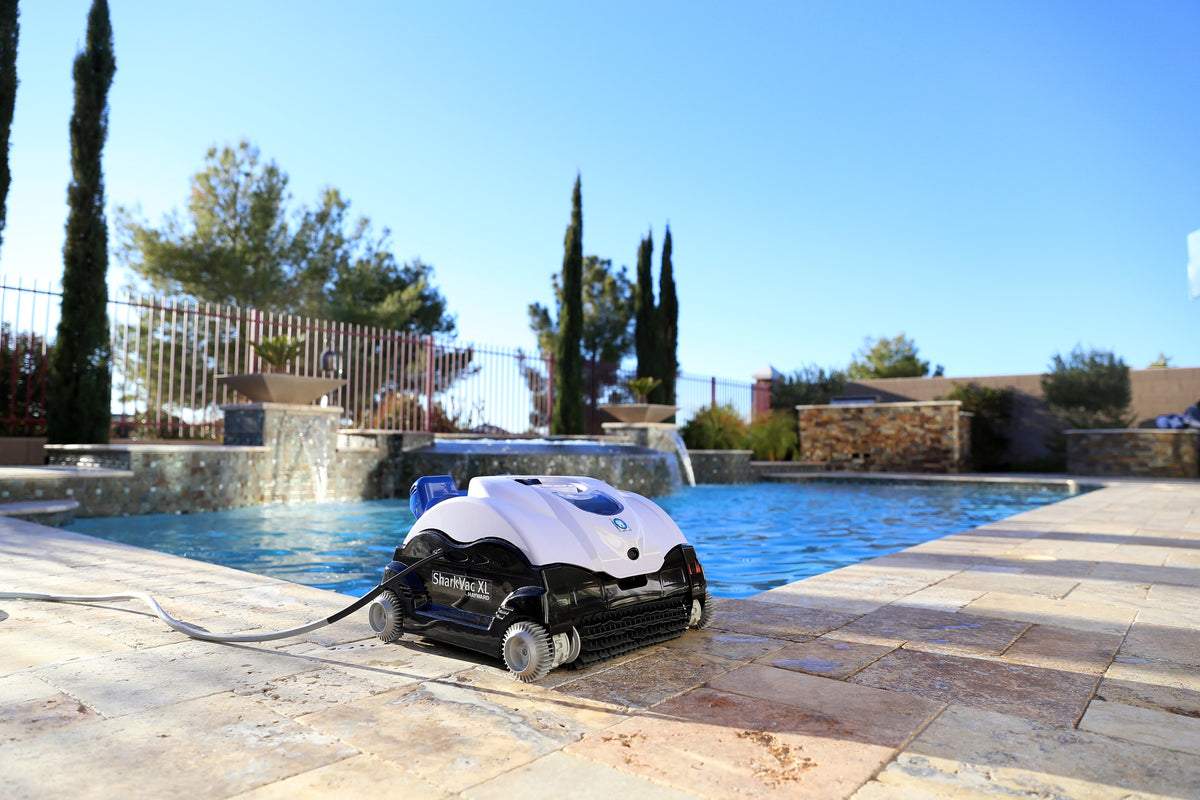 Hayward SharkVac XL W3RC9740WCCUB / W3RC9742WCCUBY Robotic Pool Cleane - installed or in use