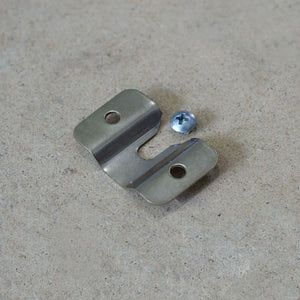 Hathaway Winners Choice Bristle Dartboard - steel wall bracket and fixing screw supplied for hanging