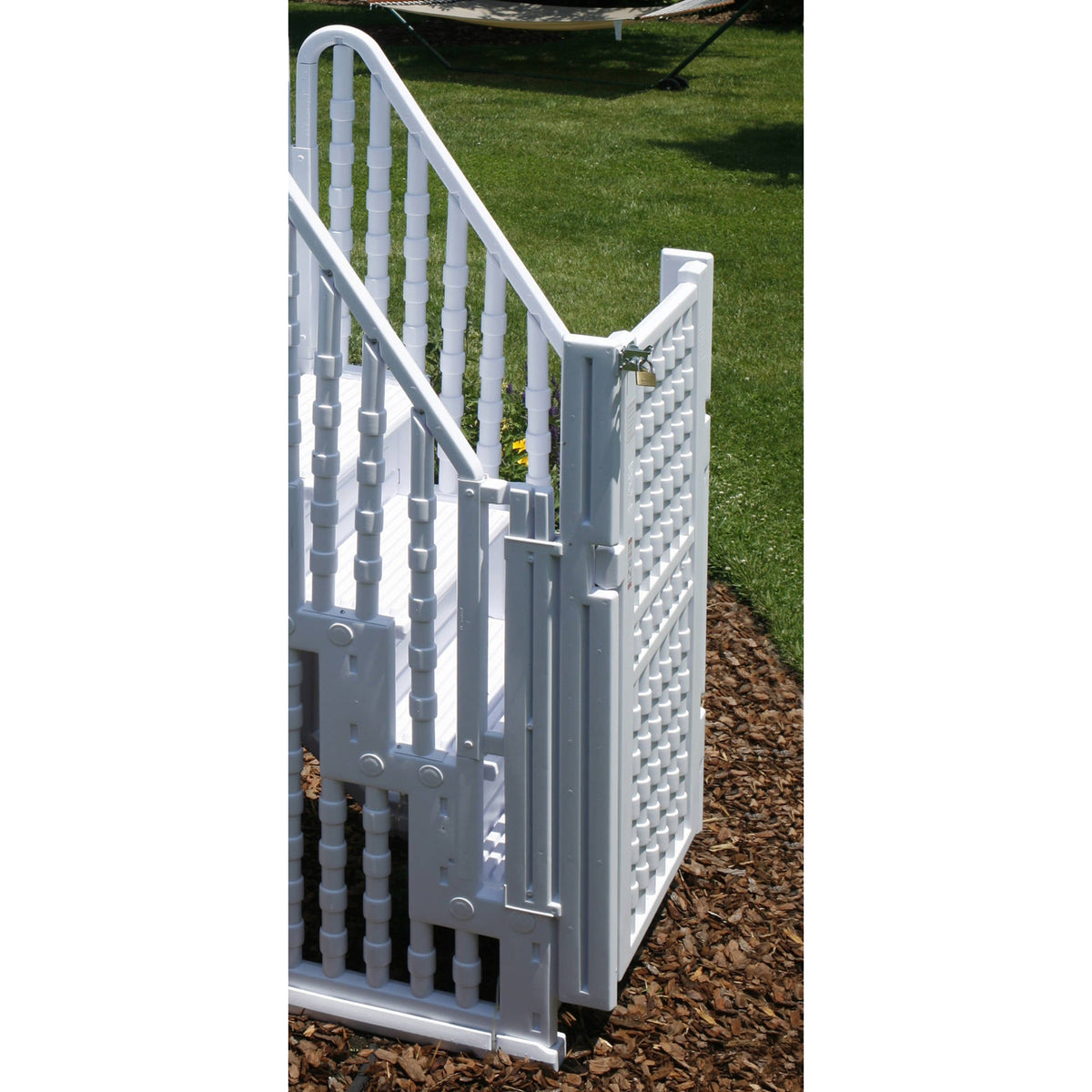 Blue Wave Easy-In Pool Entry System - entry unit with lattice side panel and self-closing gate