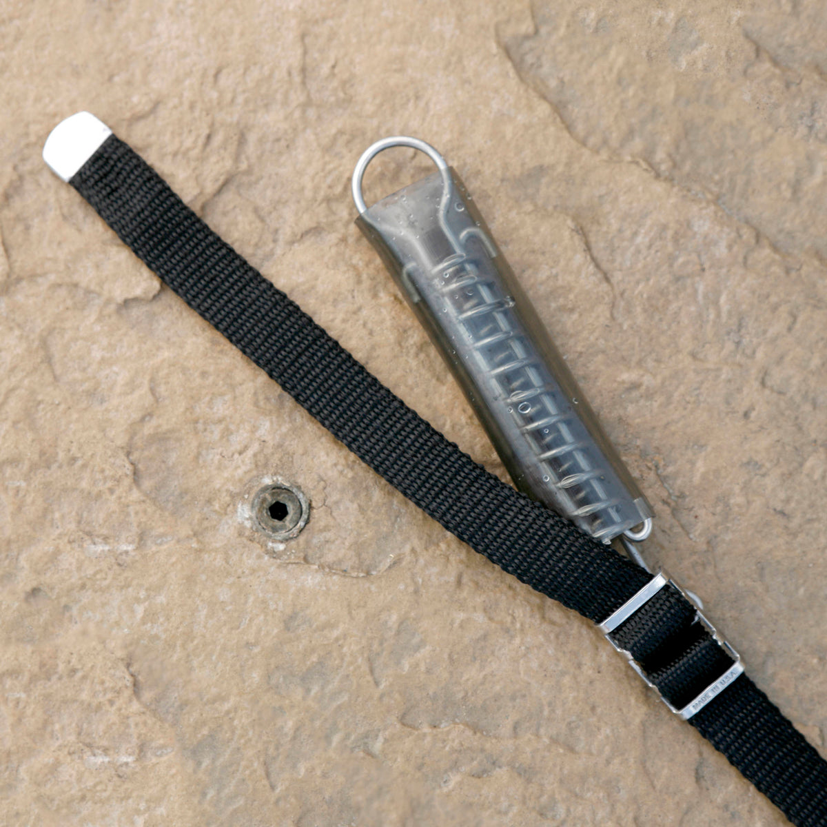 Arctic Armor 20-Year Super Mesh In-Ground Pool Safety Cover w/ Step Section Pool Cover — connection and mounting detail