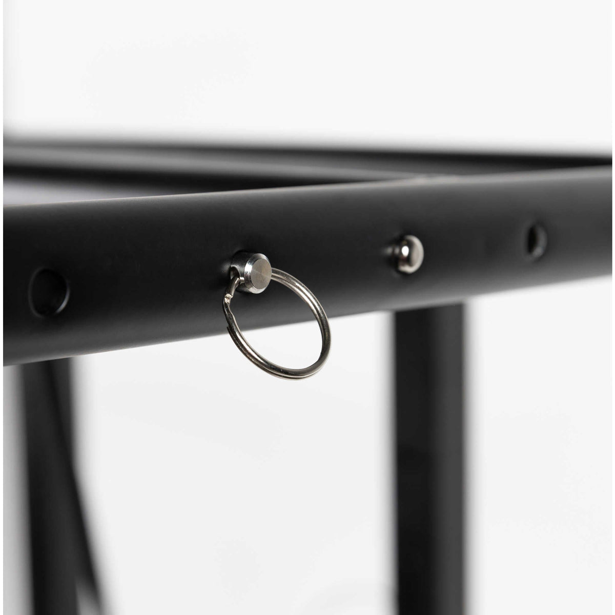 HeatWave Premium Cover Lift - locking pin and pull ring in one of the height adjustment holes