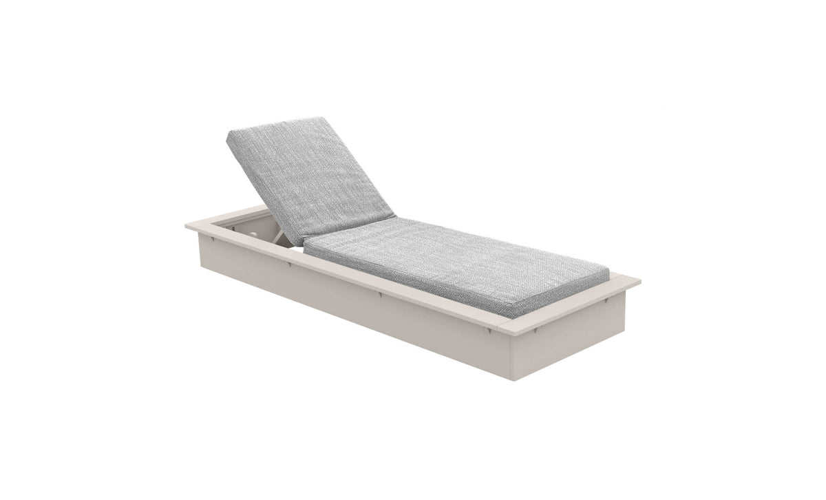 Ledge Lounger Echo Chaise — cloud resin