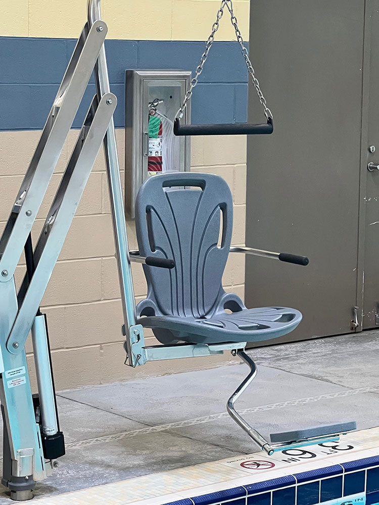 Spectrum Aquatics Traveler Long Reach BP350 pool lift — seat and footrest detail