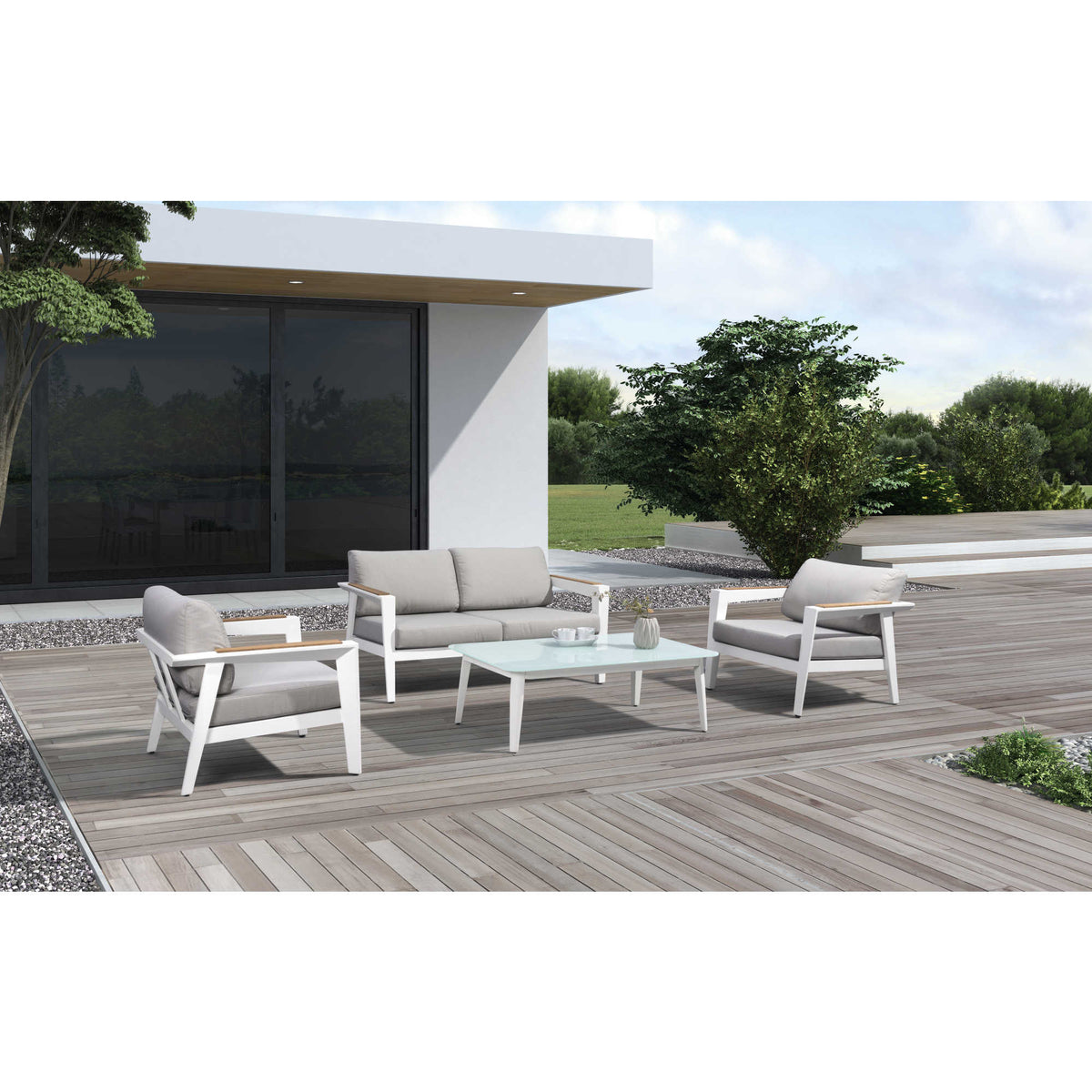 Island Retreat Newport 4-Piece Conversation Set - Gray Patio Furniture &amp; Umbrella — shown in use