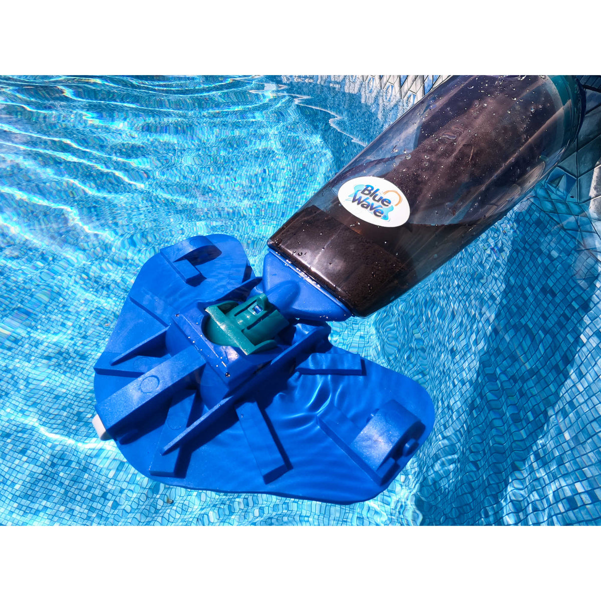 Blue Wave Pool Blaster Fusion PV-10 - cleaner head working across the floor of a tiled pool
